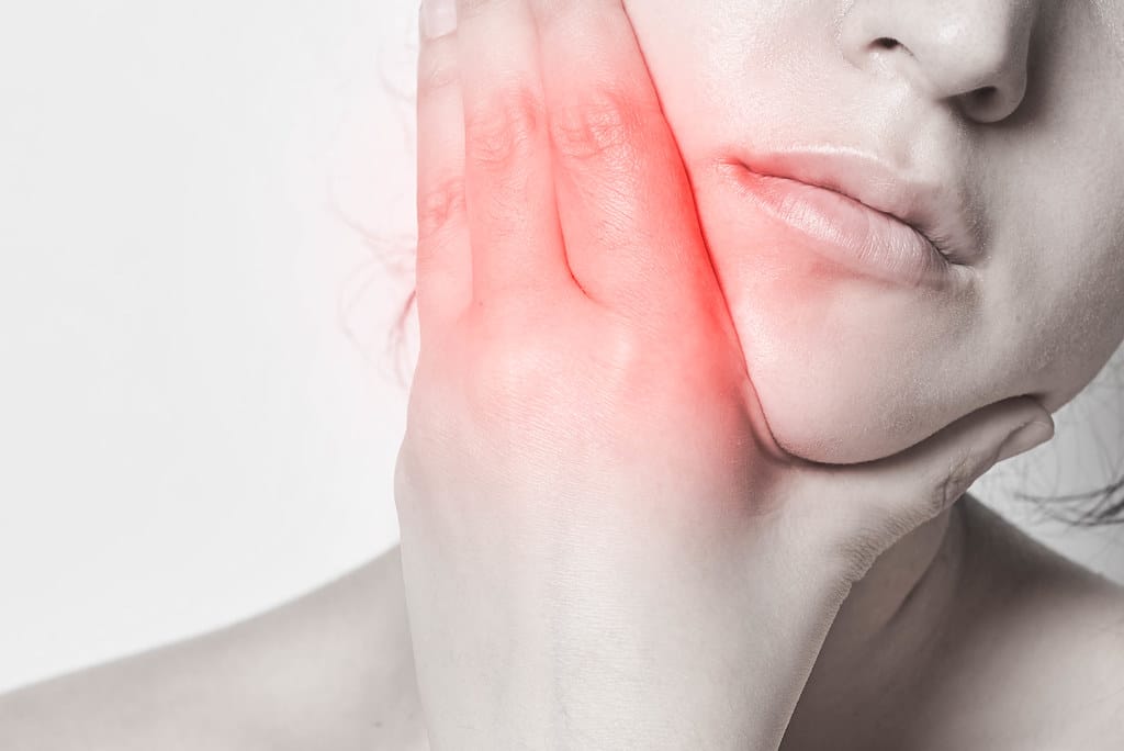 Chiropractor Jaw Pain TMJ